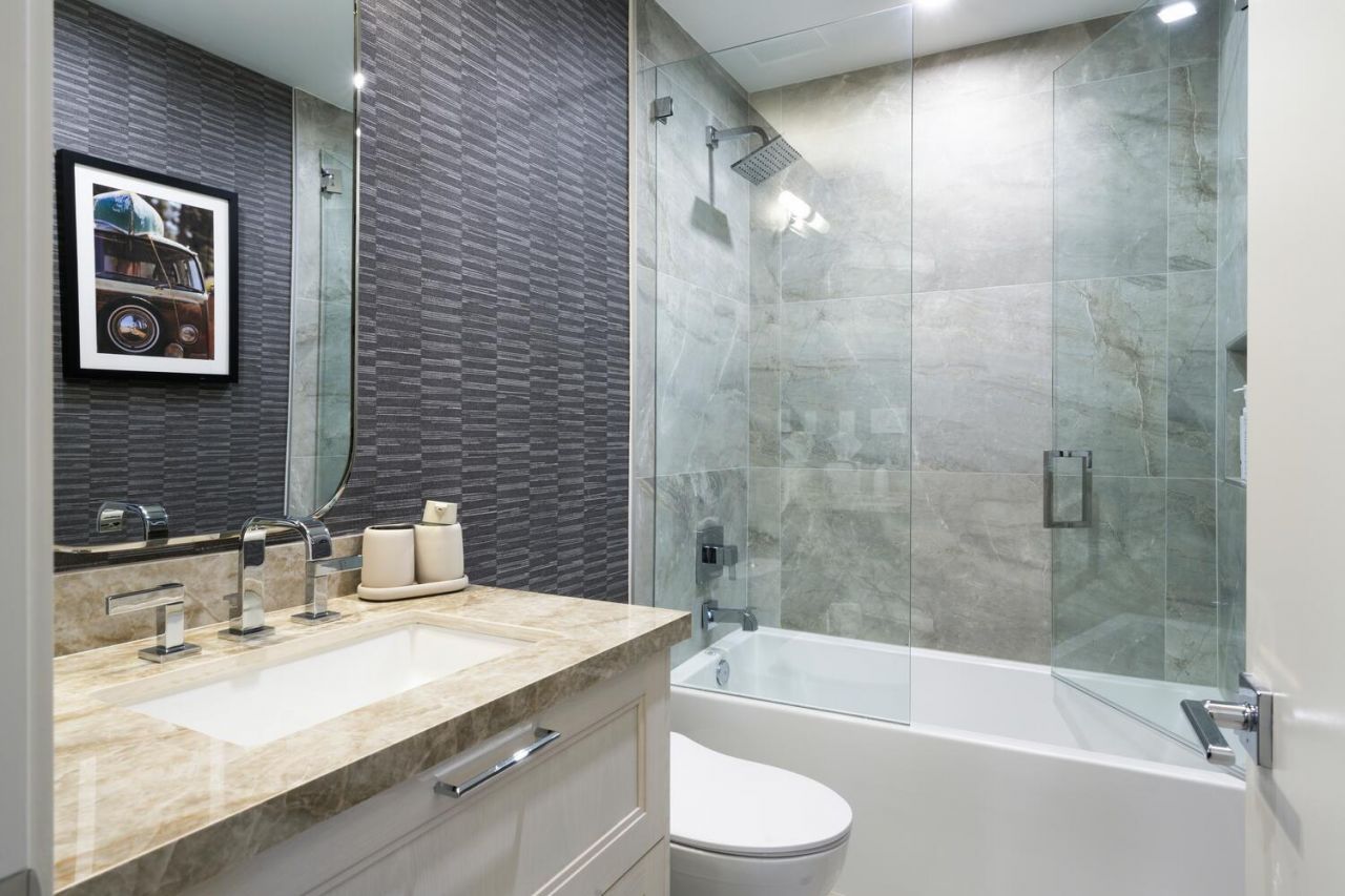 206 Inlet Way, Unit 2w, Palm Beach Shores, FL 33404 Photo