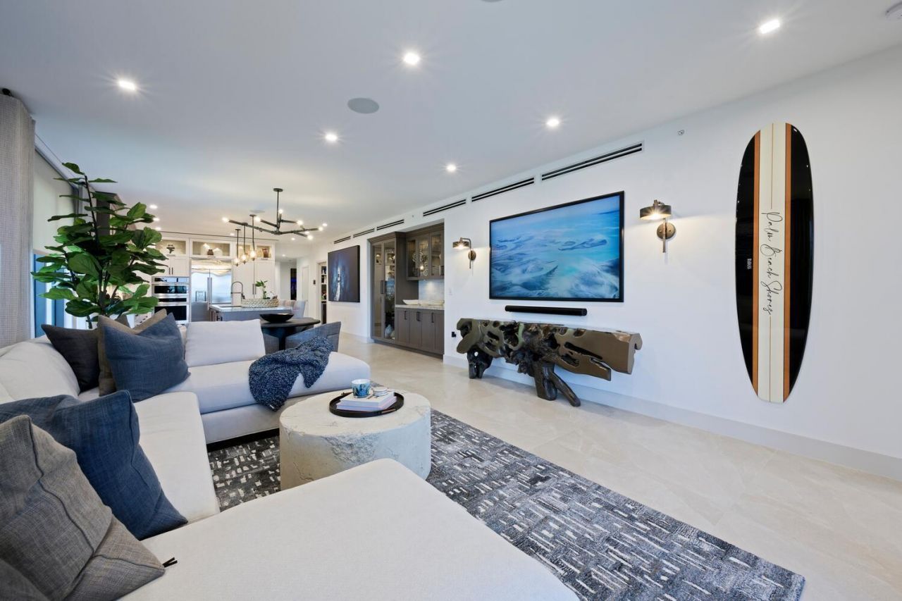 206 Inlet Way, Unit 2w, Palm Beach Shores, FL 33404 Photo