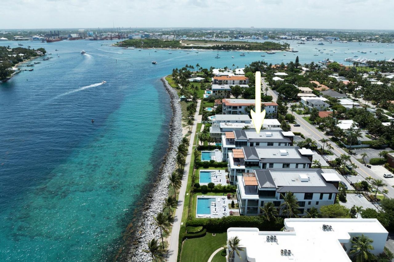 206 Inlet Way, Unit 2w, Palm Beach Shores, FL 33404 Photo