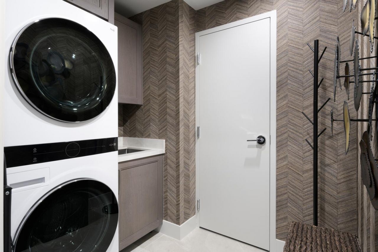 206 Inlet Way, Unit 2w, Palm Beach Shores, FL 33404 Photo