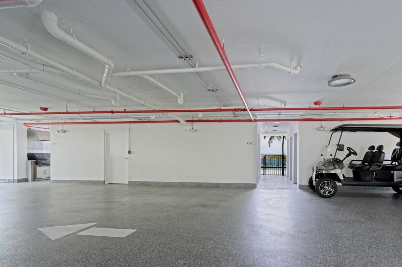 206 Inlet Way, Unit 2w, Palm Beach Shores, FL 33404 Photo