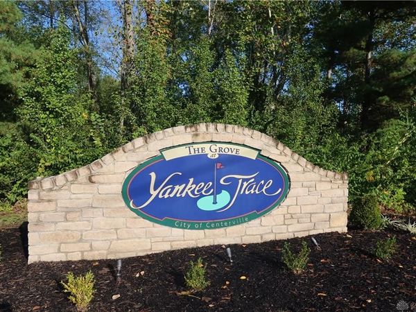 812 Hidden Branches Drive, Dayton, OH 45458