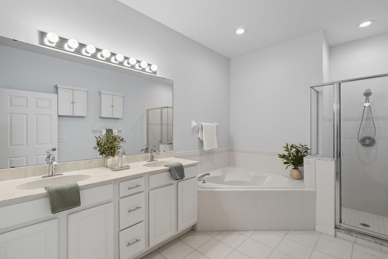 4470 Kariba Lake Terrace, Sarasota, FL 34243 Photo