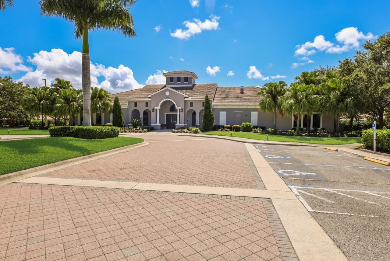4470 Kariba Lake Terrace, Sarasota, FL 34243 Photo