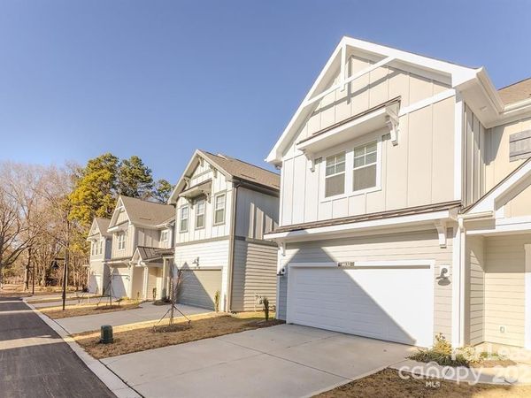 3110 Doe River Way, Unit Whitby, Matthews, NC 28105