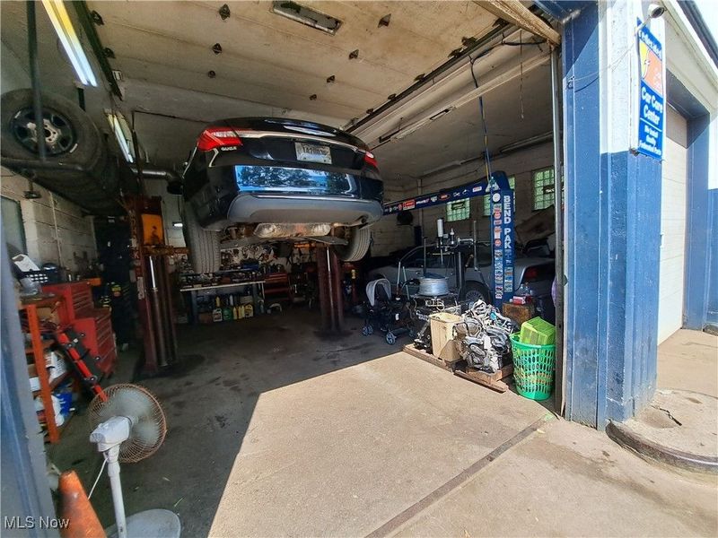 2884 Scranton Road, Cleveland, OH 44113 Photo 8