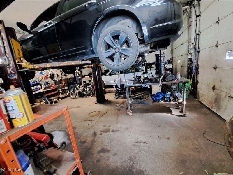 2884 Scranton Road, Cleveland, OH 44113 Photo 9