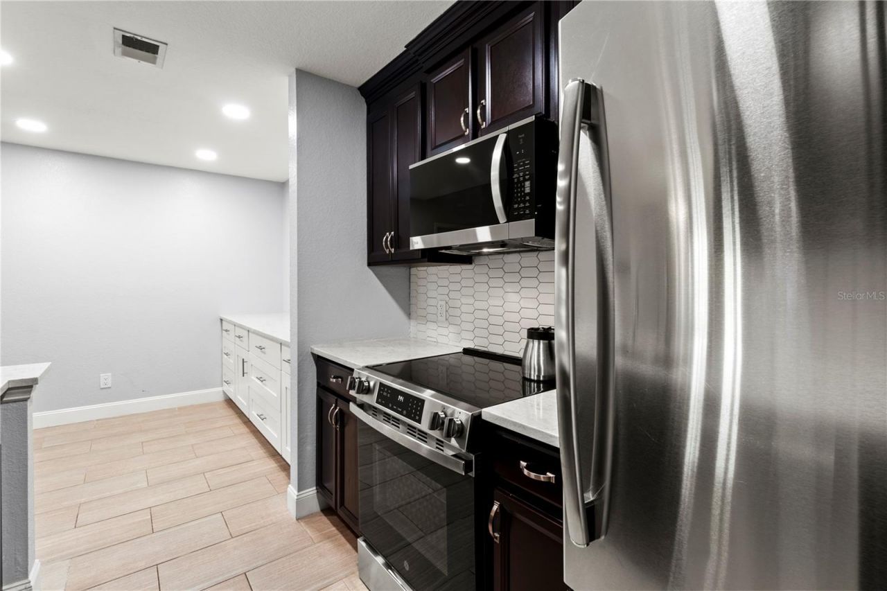 8911 Manor Loop, Unit 204, Lakewood Ranch, FL 34202 Photo