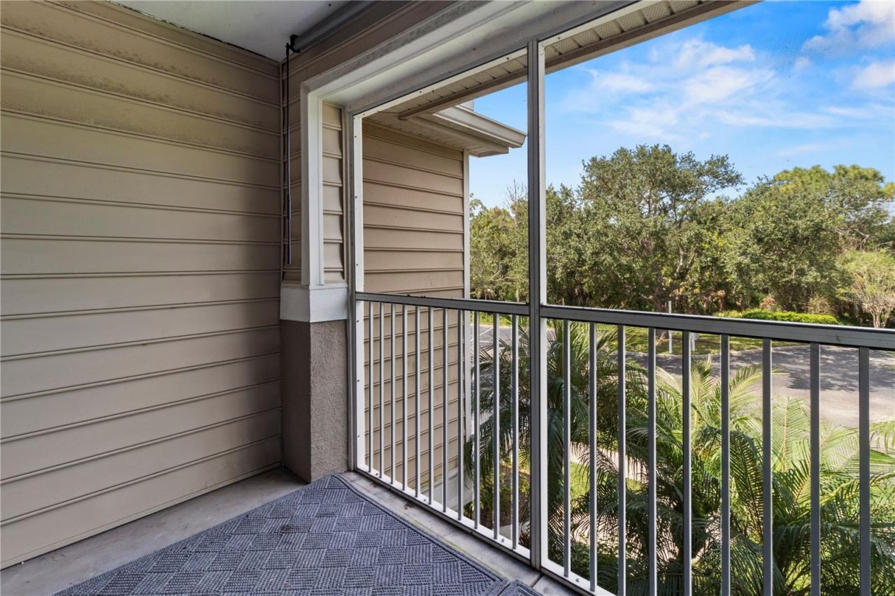 8911 Manor Loop, Unit 204, Lakewood Ranch, FL 34202 Photo