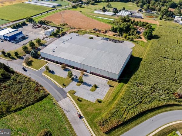 221 FORNEY DRIVE, EPHRATA, PA 17522