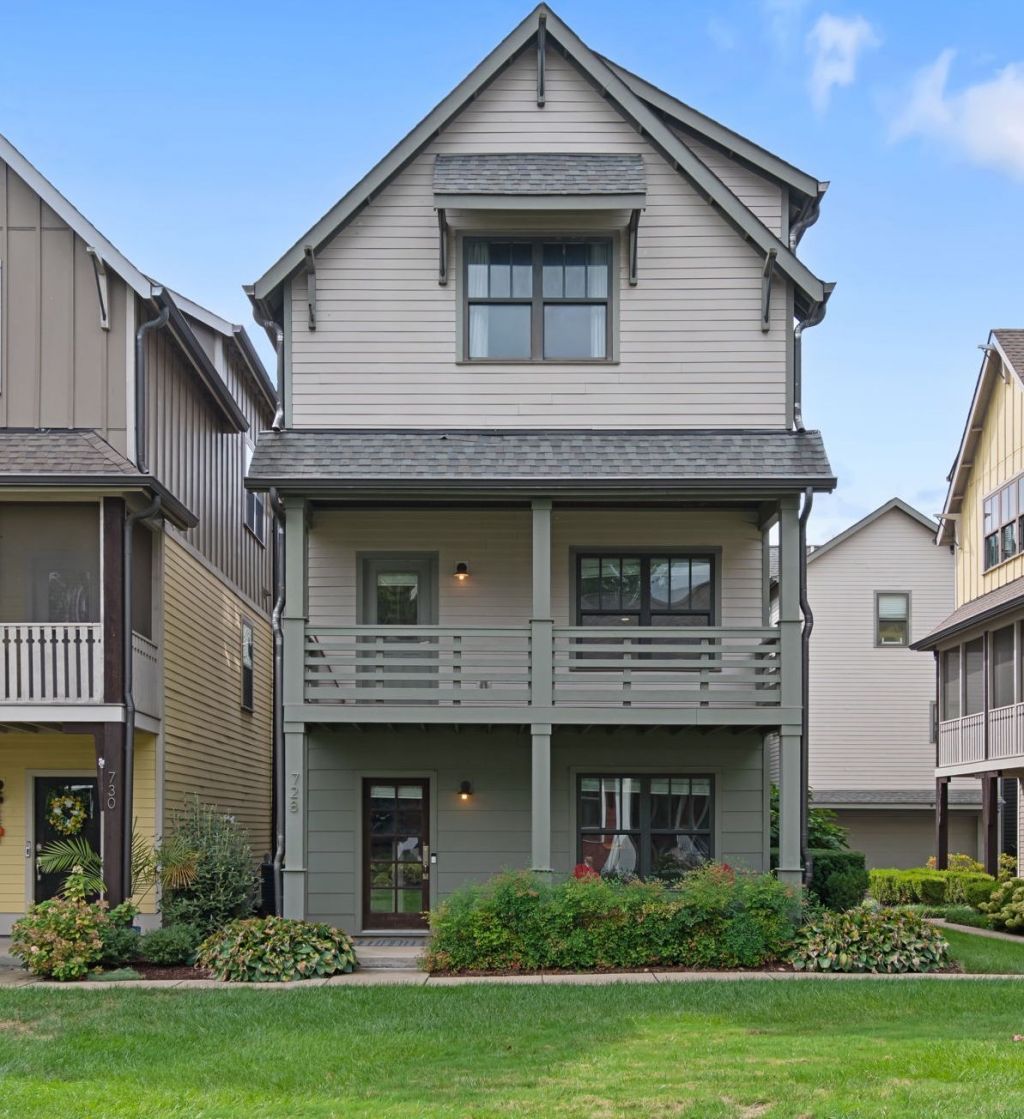 728 Centerpoint Ln, Nashville, TN 37209 Main Photo