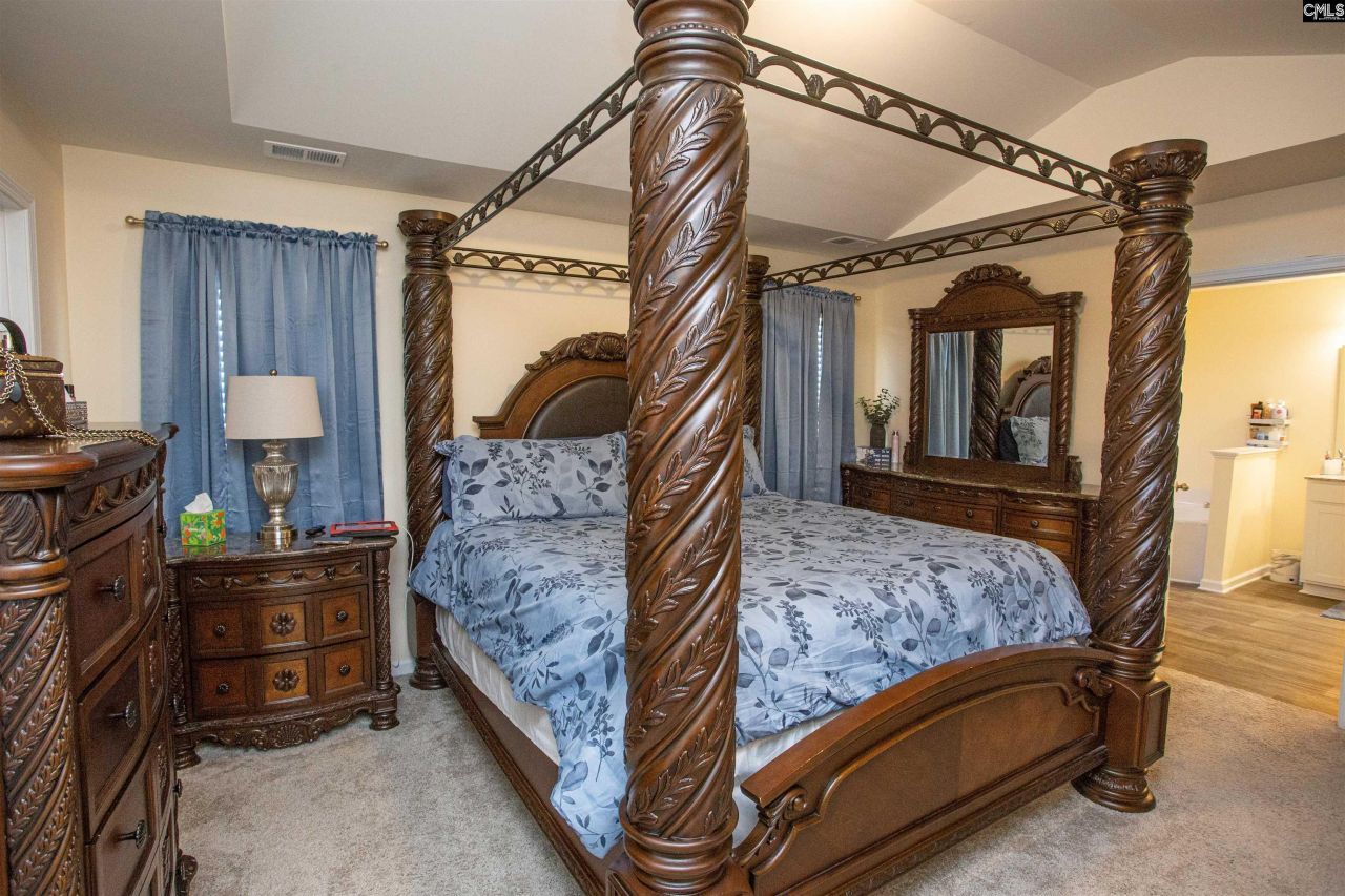 170 Carriagebrook Circle Photo 11