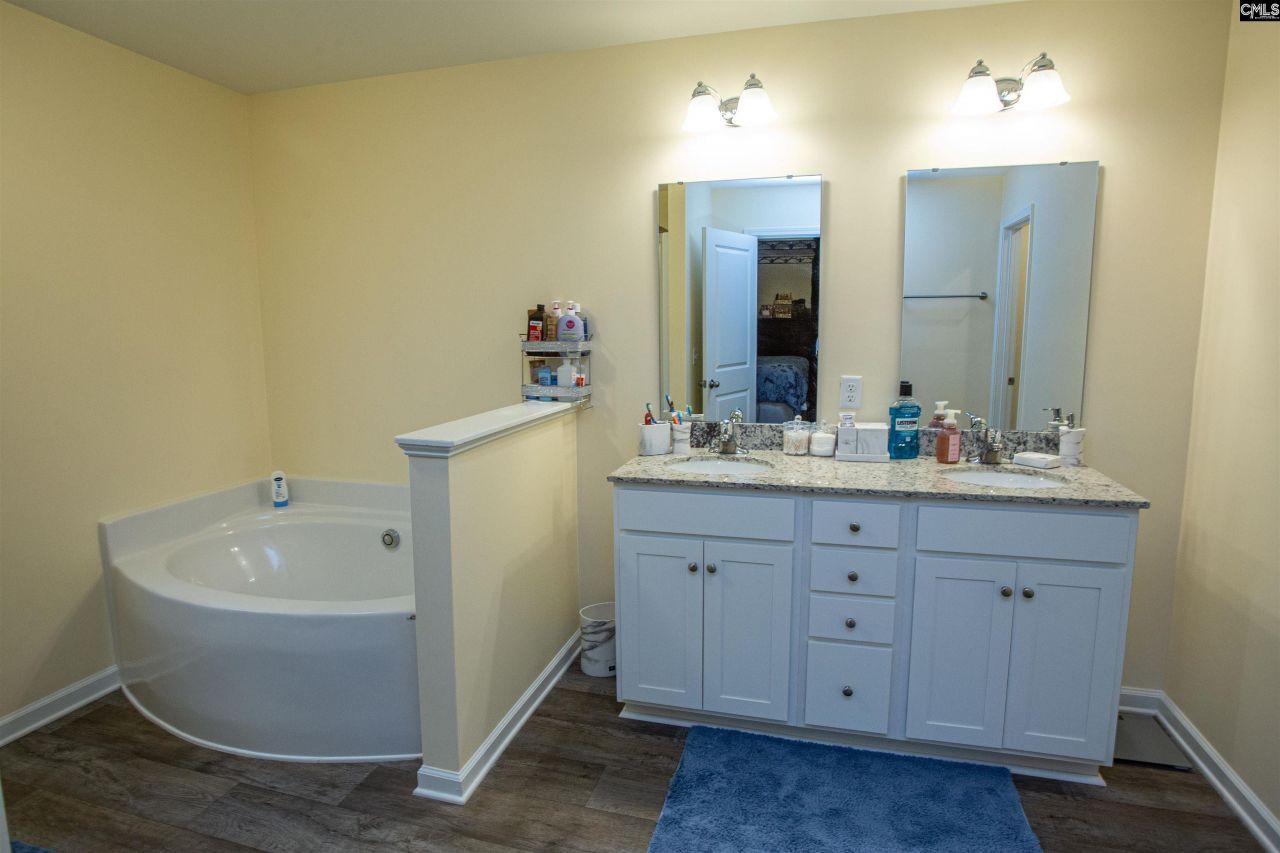 170 Carriagebrook Circle Photo 16