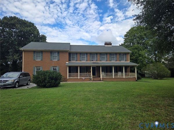 2660 N Oak Lane, West Point, VA 23181
