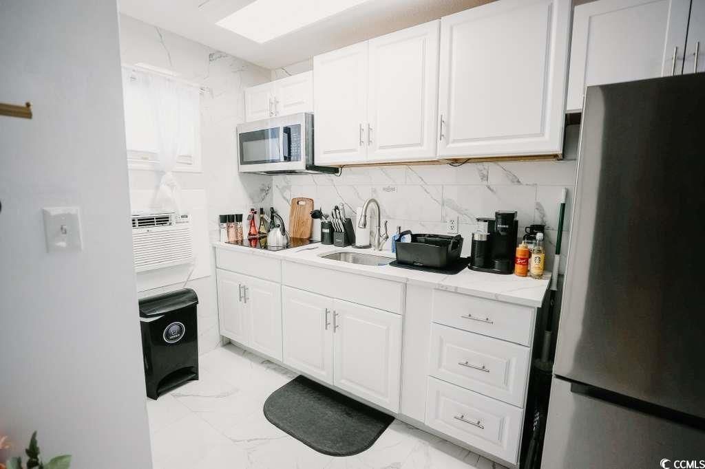 307 Flagg St. Photo 9