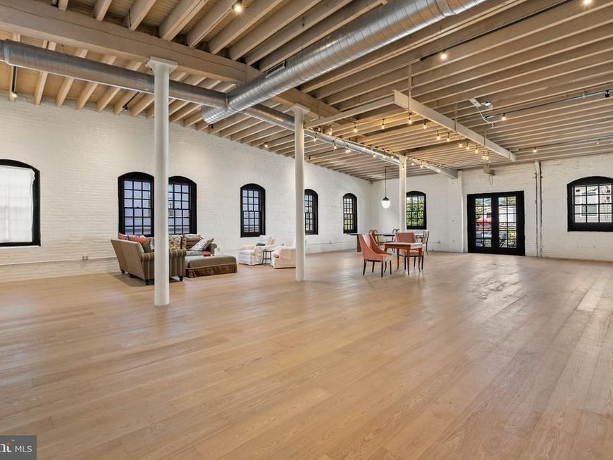 1521 31 N 31st Street, Unit 300, Philadelphia, PA 19121 Main Photo