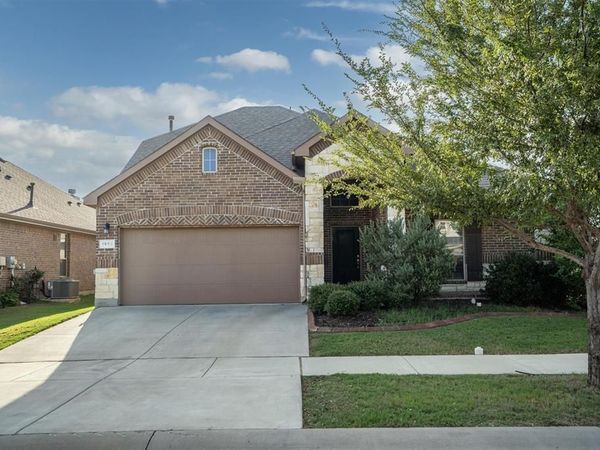 1613 Canary Lane, Argyle, TX 76226