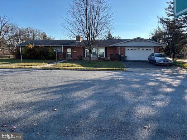 554 HIGH STREET, CHAMBERSBURG, PA 17201