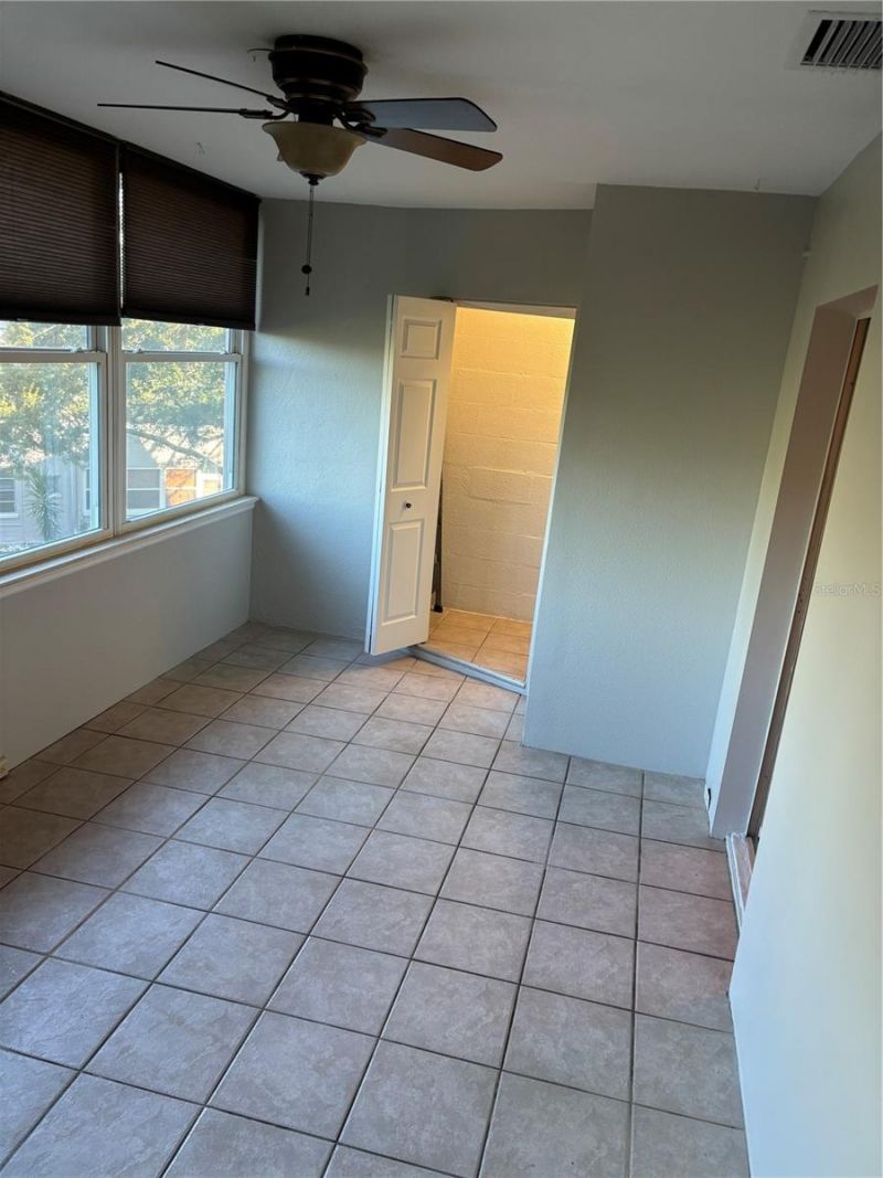 6645 1st Avenue N, Unit 307, Saint Petersburg, FL 33710 Photo