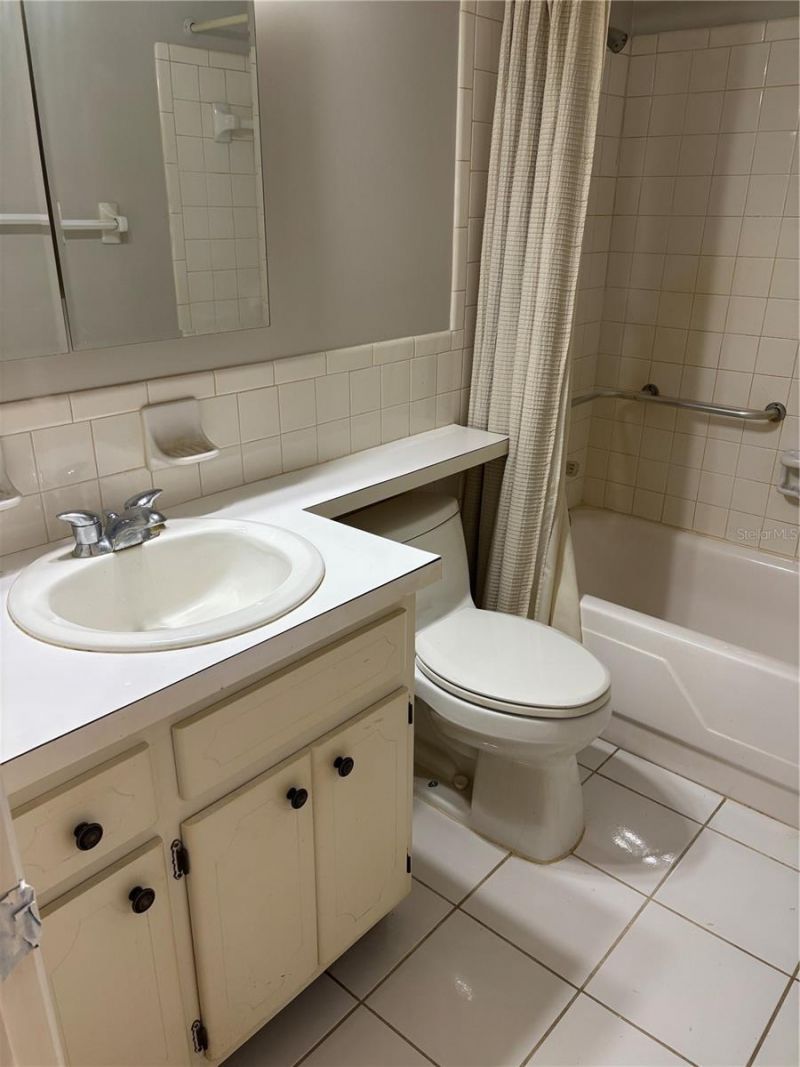 6645 1st Avenue N, Unit 307, Saint Petersburg, FL 33710 Photo