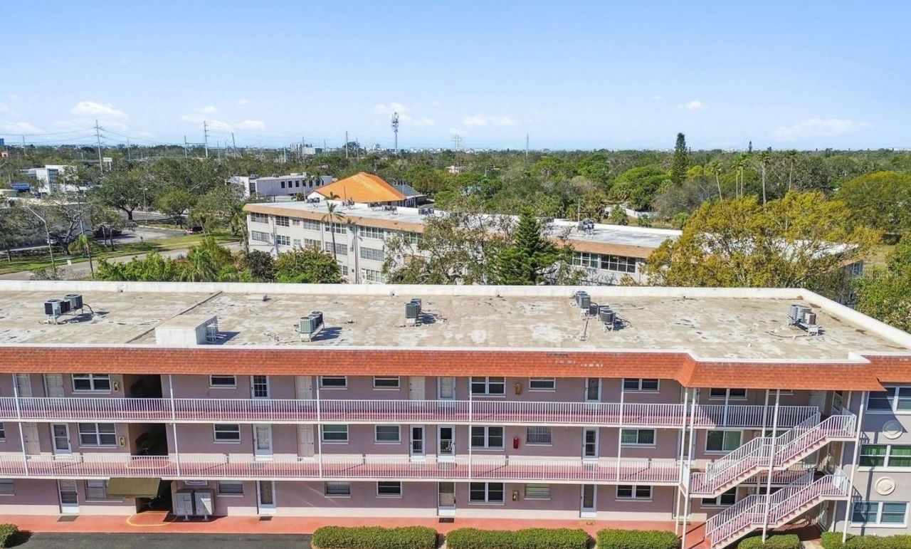 6645 1st Avenue N, Unit 307, Saint Petersburg, FL 33710 Photo