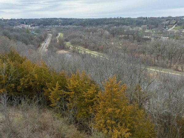 9384 W Powder House Hill Road, GALENA, IL 61036