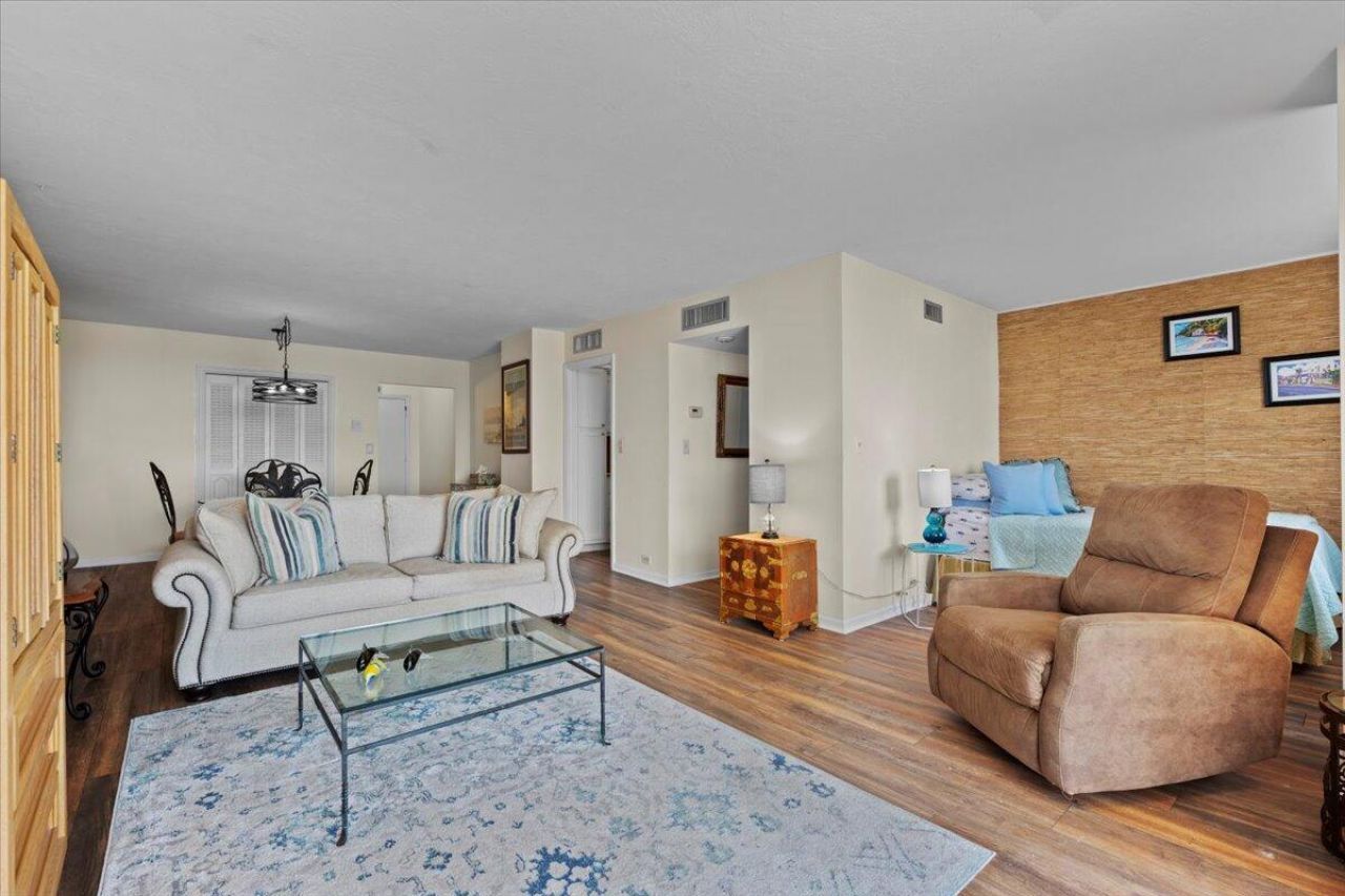 1200 Marine Way, Unit 304, North Palm Beach, FL 33408 Photo