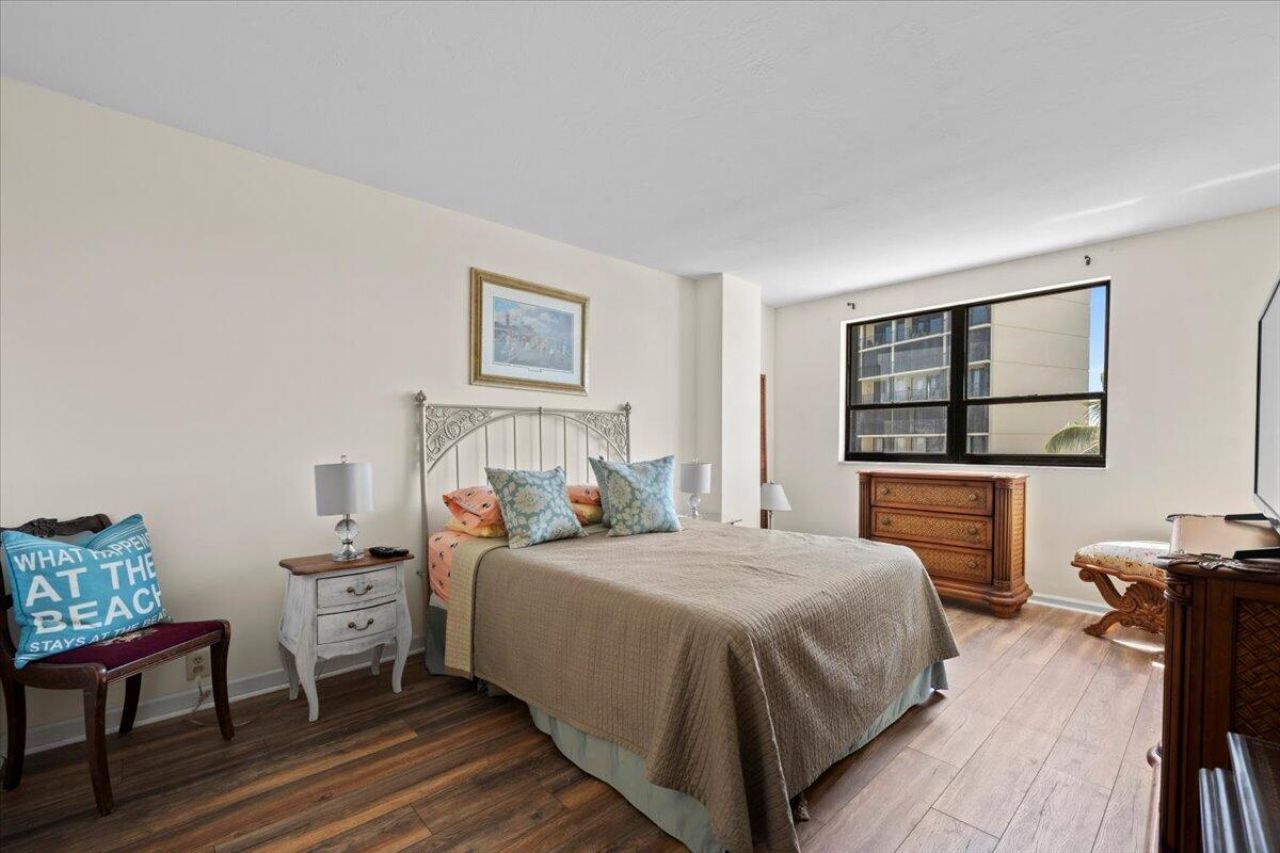 1200 Marine Way, Unit 304, North Palm Beach, FL 33408 Photo