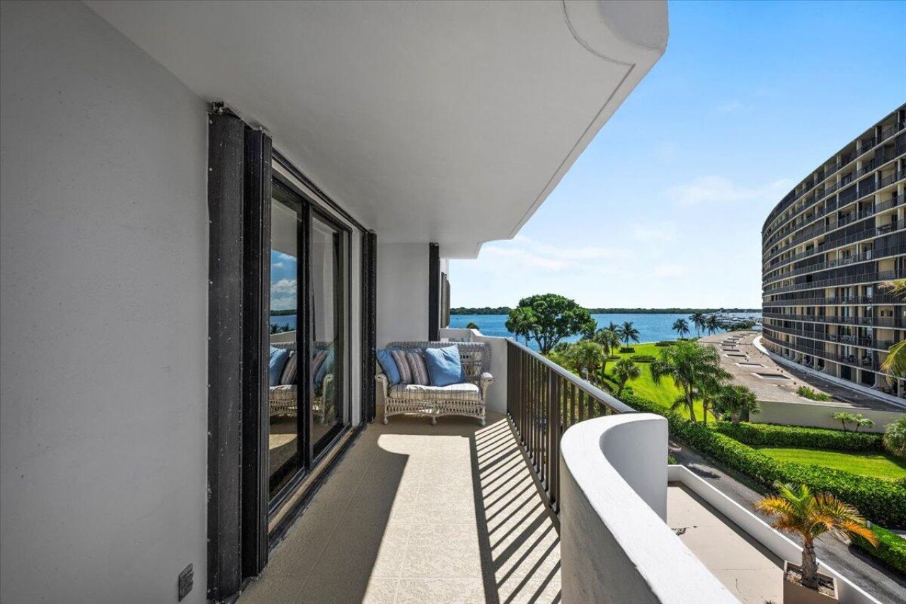 1200 Marine Way, Unit 304, North Palm Beach, FL 33408 Photo