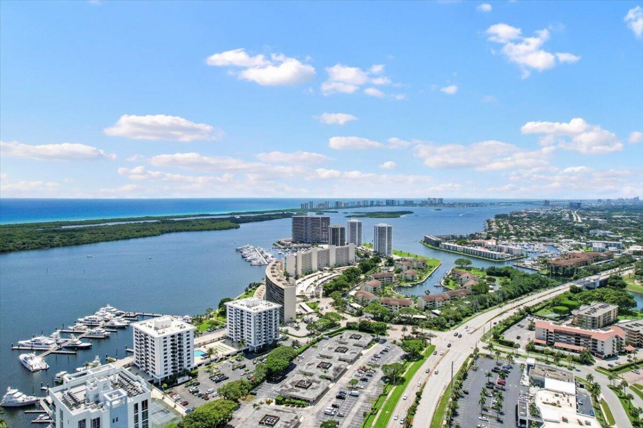 1200 Marine Way, Unit 304, North Palm Beach, FL 33408 Photo