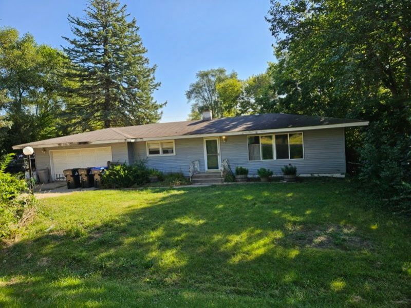 5504 Louella Avenue, McHenry, IL 60050 Main Photo