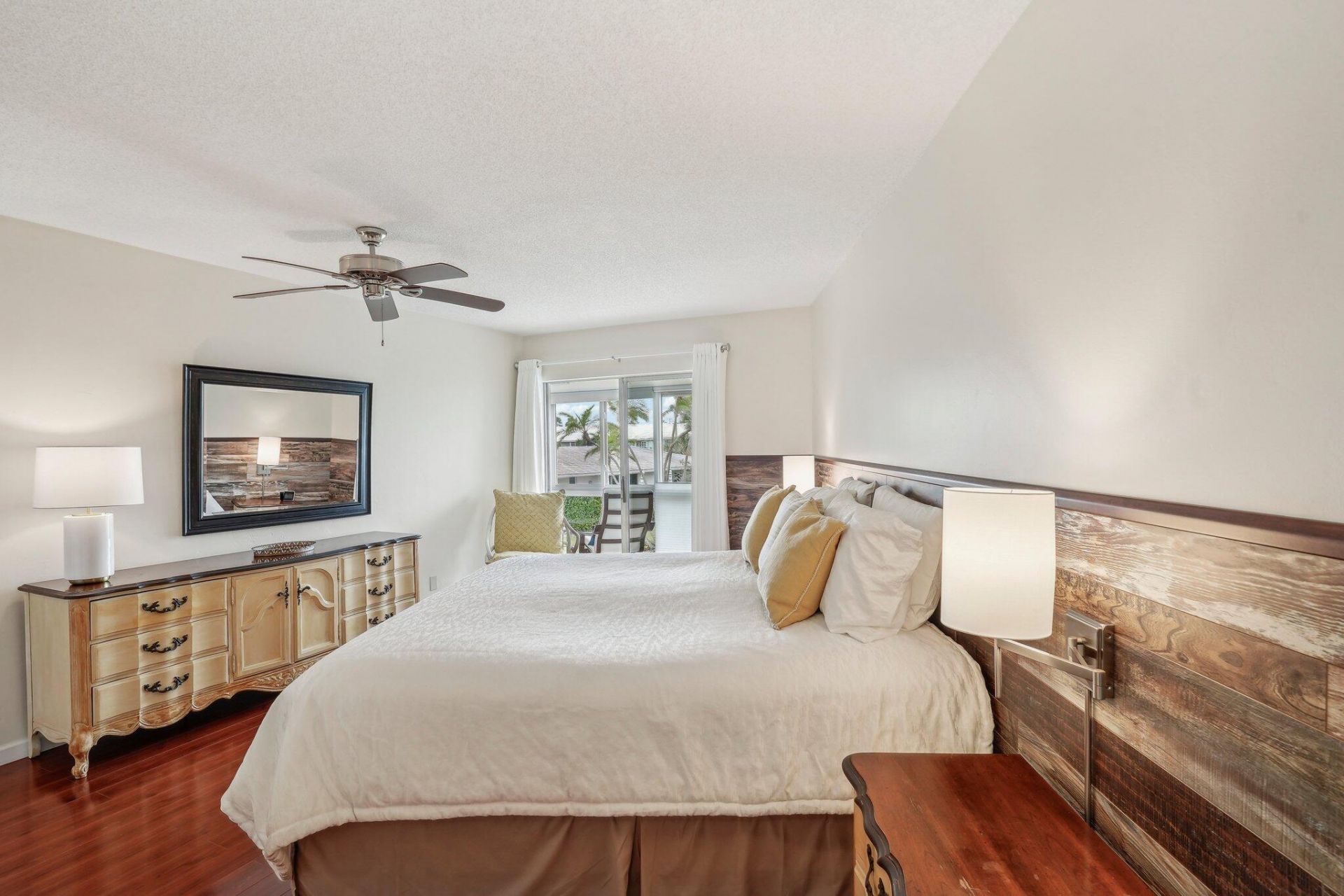 5540 N Ocean Boulevard, Unit 212, Ocean Ridge, FL 33435 Photo