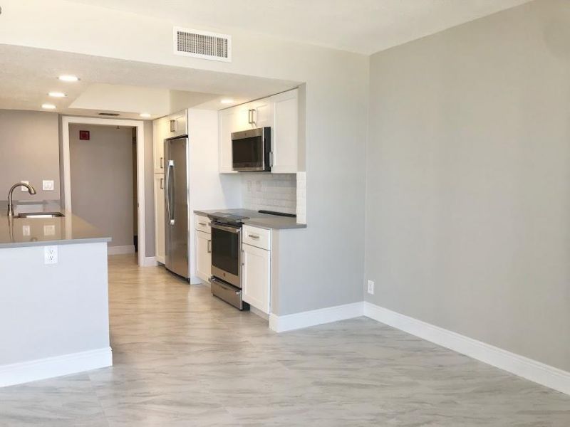 115 Lakeshore Drive, Unit 746, North Palm Beach, FL 33408 Photo