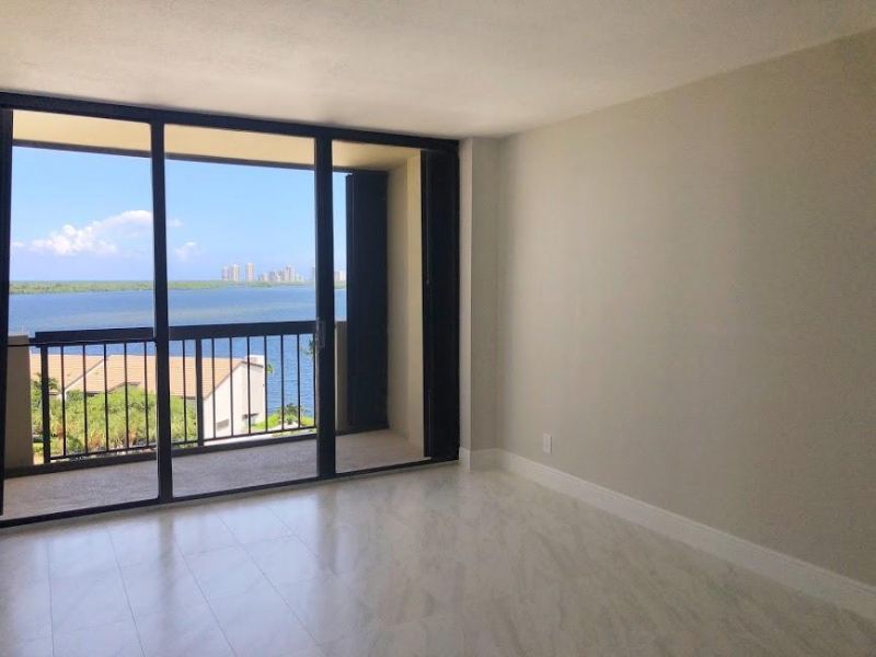 115 Lakeshore Drive, Unit 746, North Palm Beach, FL 33408 Photo