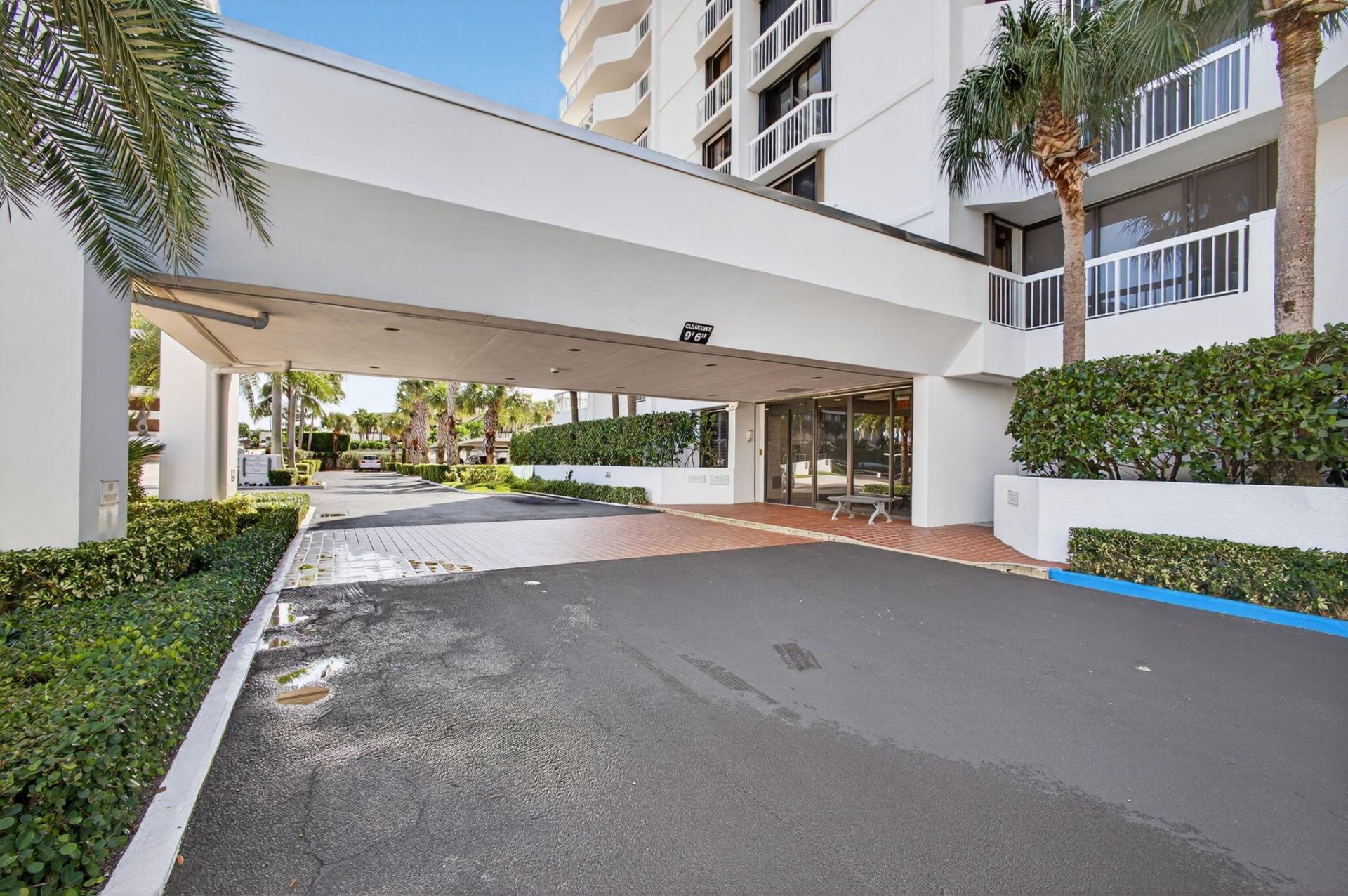 115 Lakeshore Drive, Unit 746, North Palm Beach, FL 33408 Photo