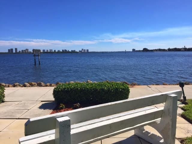 115 Lakeshore Drive, Unit 746, North Palm Beach, FL 33408 Photo