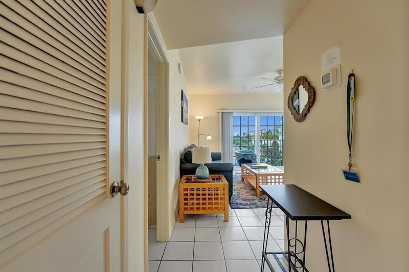 341 N Birch Road, Unit 416, Fort Lauderdale, FL 33304 Photo