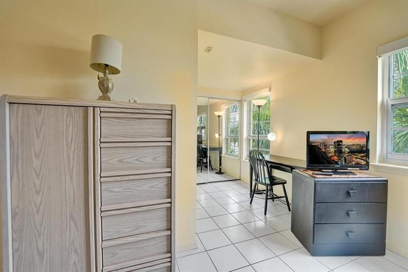 341 N Birch Road, Unit 416, Fort Lauderdale, FL 33304 Photo