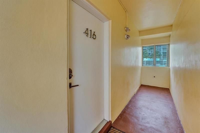 341 N Birch Road, Unit 416, Fort Lauderdale, FL 33304 Photo