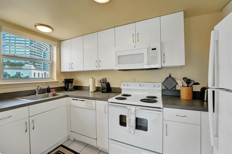341 N Birch Road, Unit 416, Fort Lauderdale, FL 33304 Photo