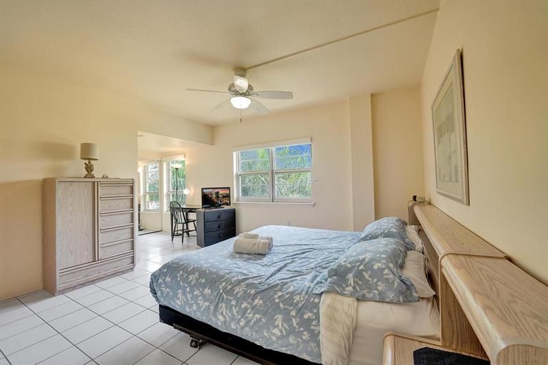 341 N Birch Road, Unit 416, Fort Lauderdale, FL 33304 Photo
