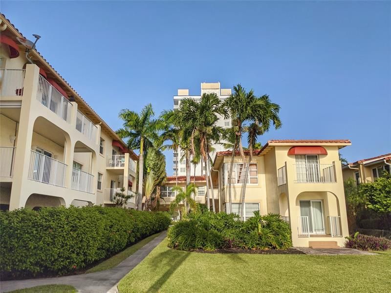 341 N Birch Road, Unit 416, Fort Lauderdale, FL 33304 Photo