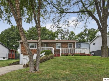 8506 Birch Drive, La Vista, NE 68128