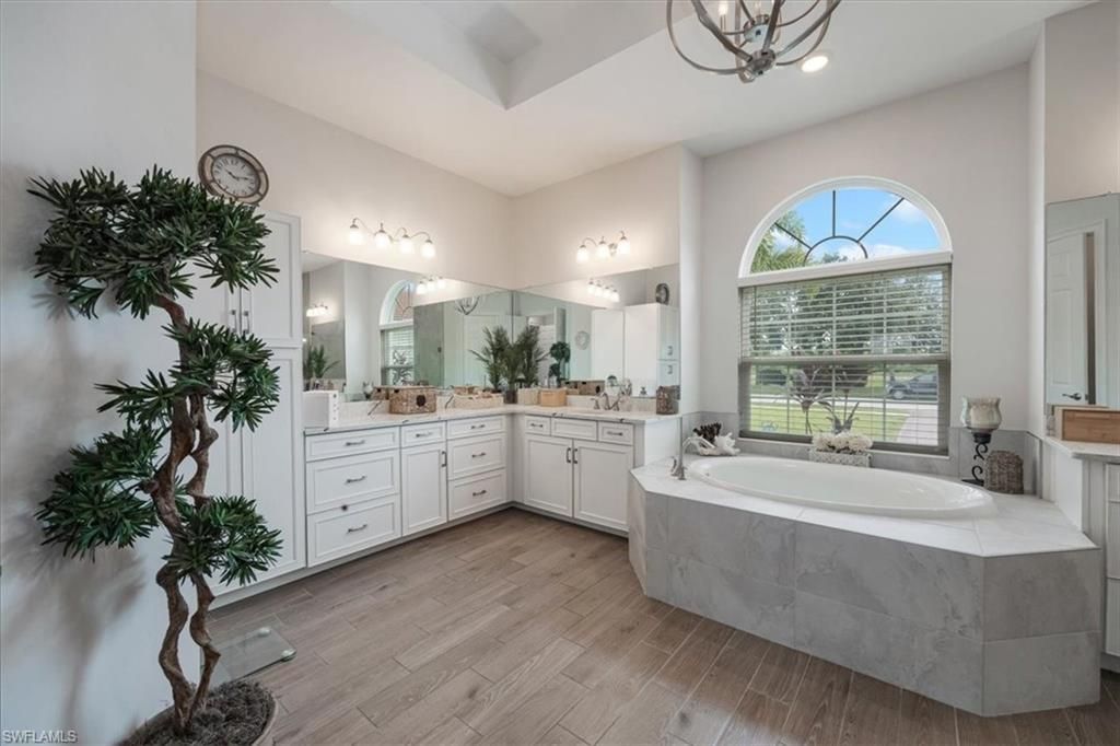 18780 Royal Hammock Blvd, Naples, FL 34114 Photo