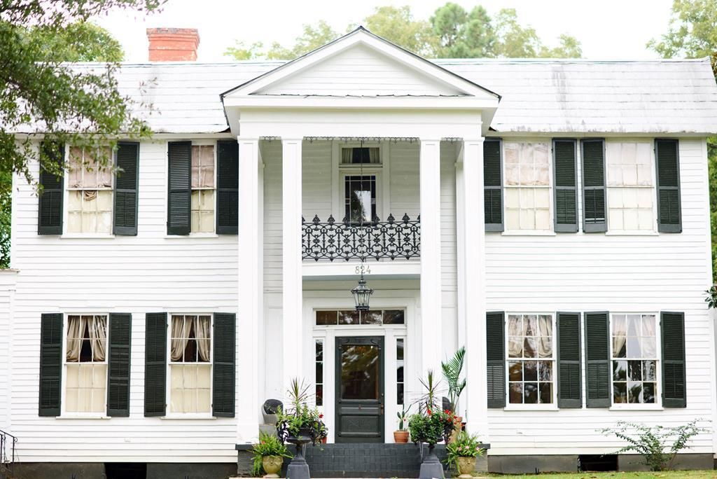 824 University Avenue Oxford, MS 38655