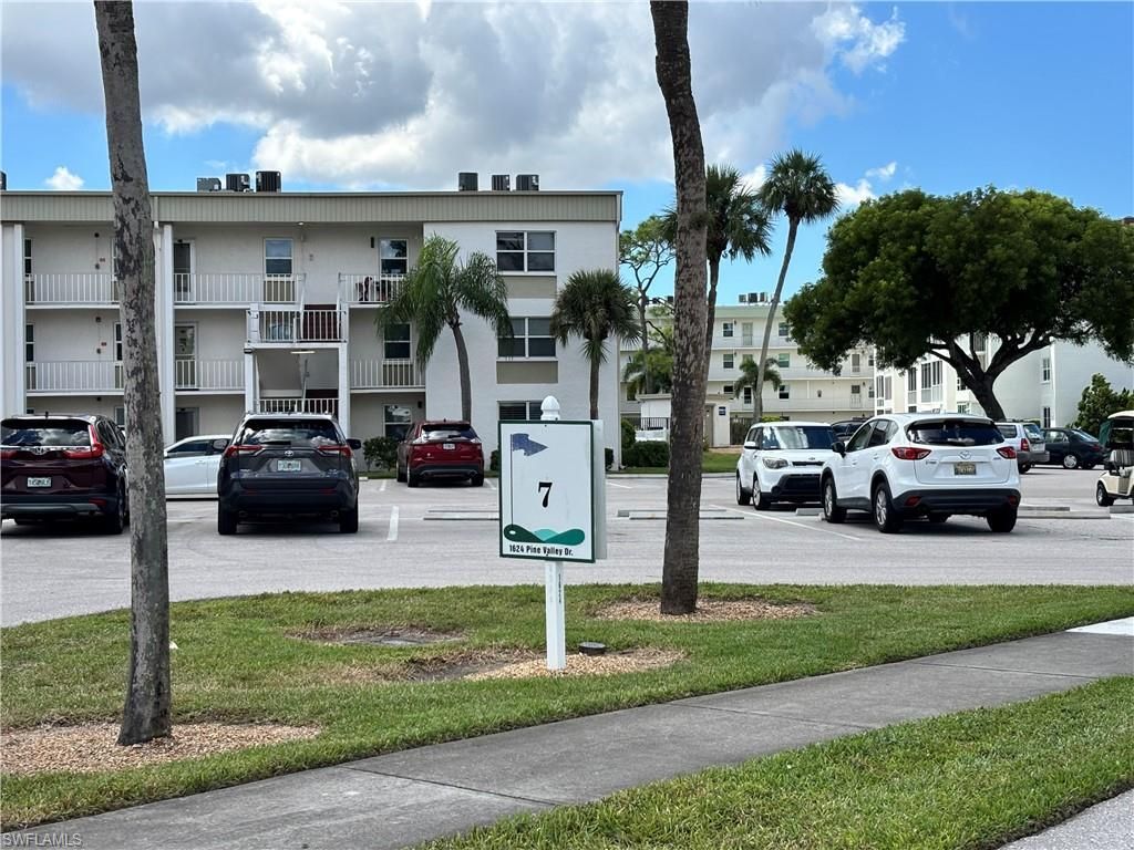 1624 Pine Valley Dr, Unit 115, Fort Myers, FL 33907 Photo
