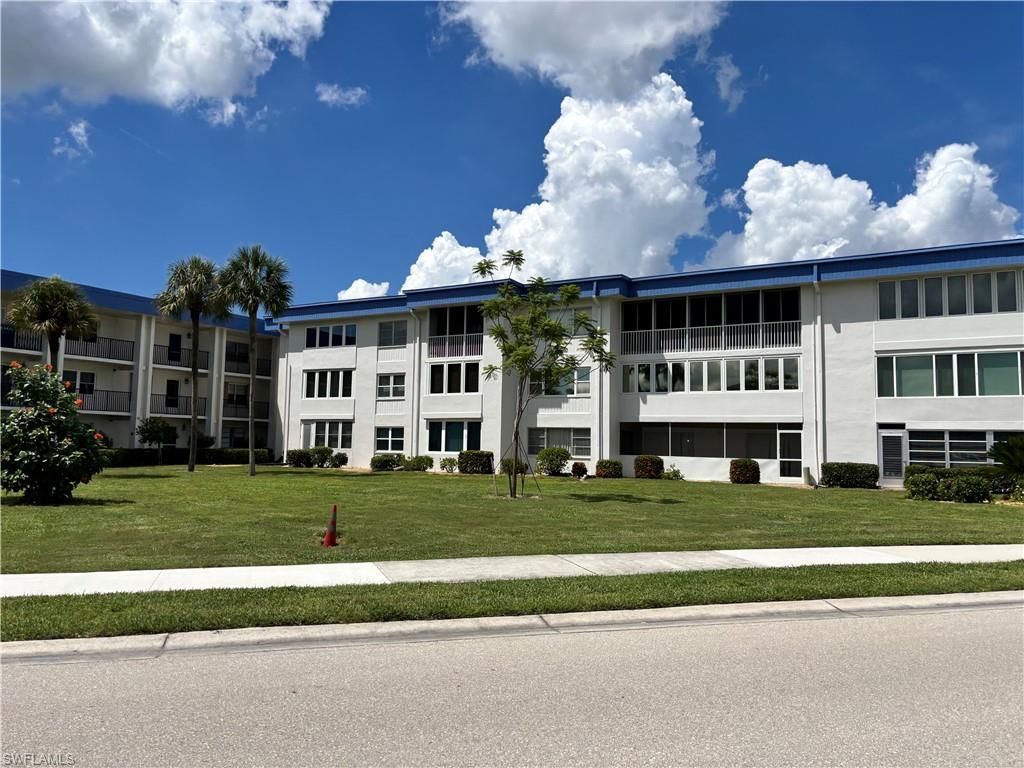 1624 Pine Valley Dr, Unit 115, Fort Myers, FL 33907 Photo