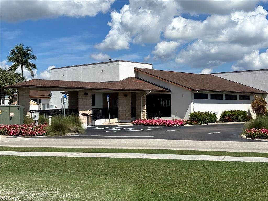 1624 Pine Valley Dr, Unit 115, Fort Myers, FL 33907 Photo