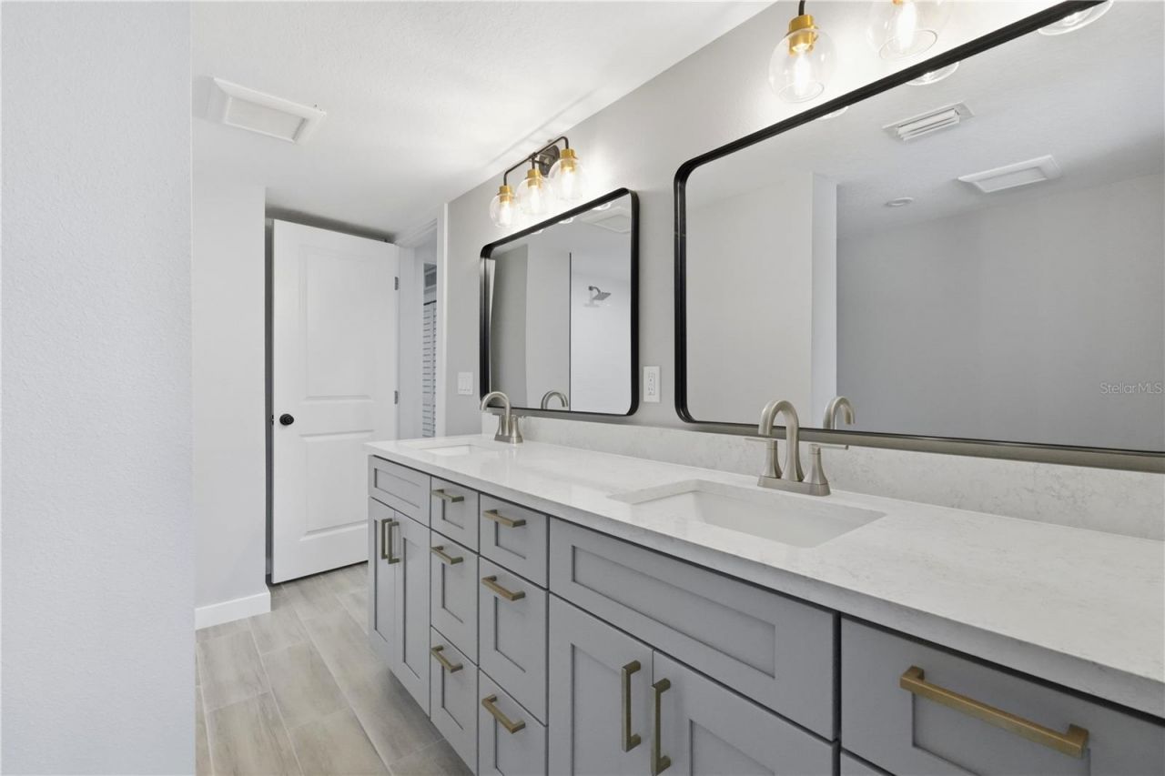 4444 Narraganset Trail, Unit 96, Sarasota, FL 34233 Photo
