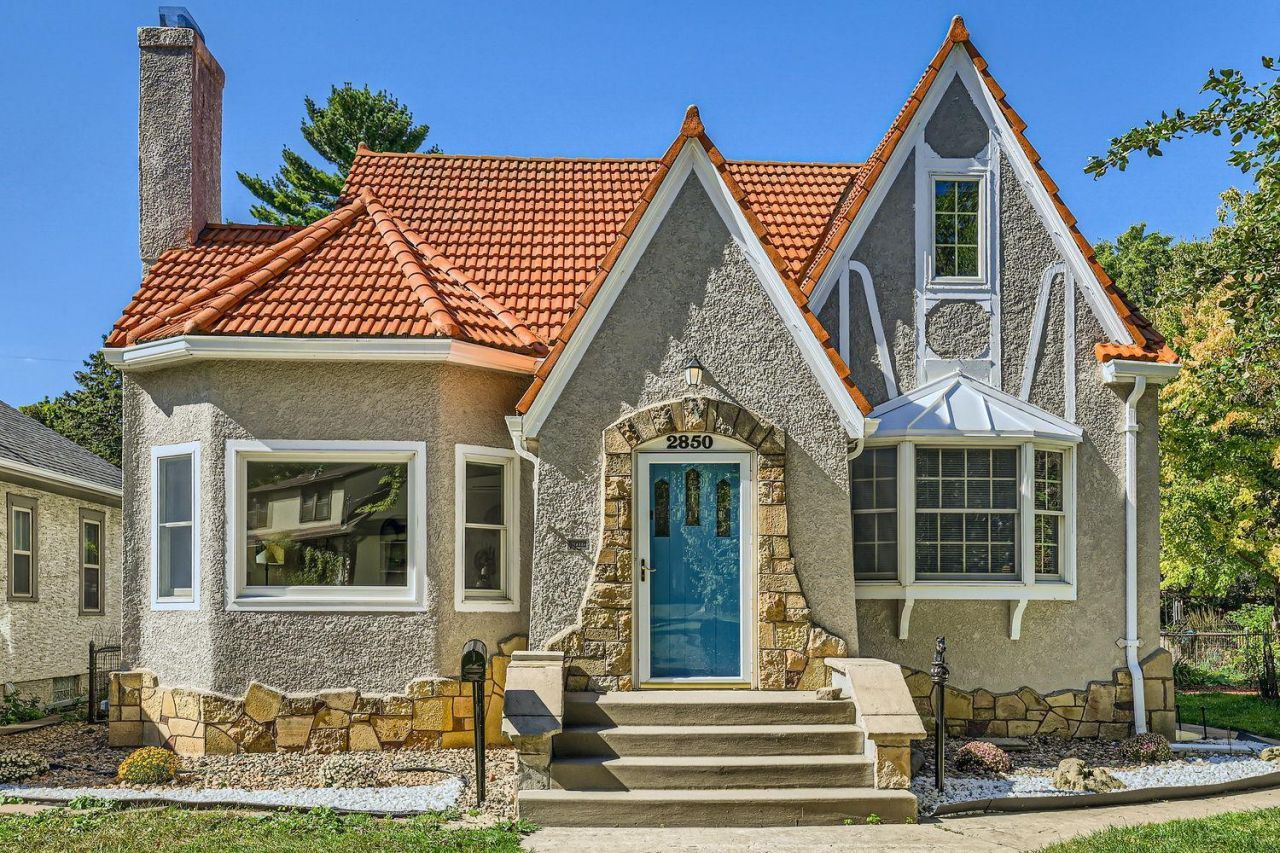 2850 Arthur Street Ne, Minneapolis, MN 55418 Main Photo